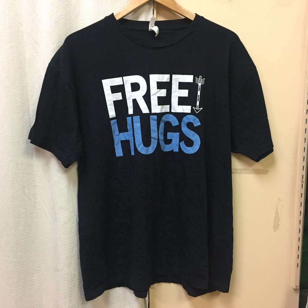 Tomsblanks Free Hugs Black Mens Shirt XL - Picture 1 of 6